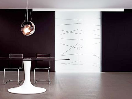 Idee arredo salvaspazio Bagno con porta scorrevole