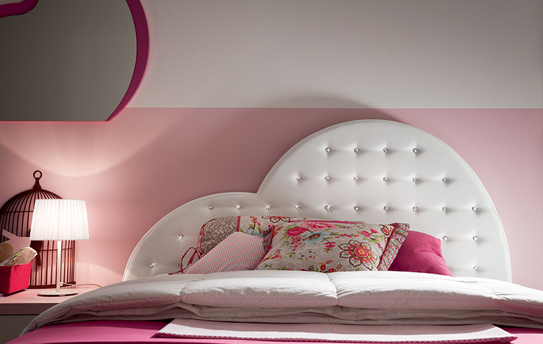 testiera letto a cuore con swarovski