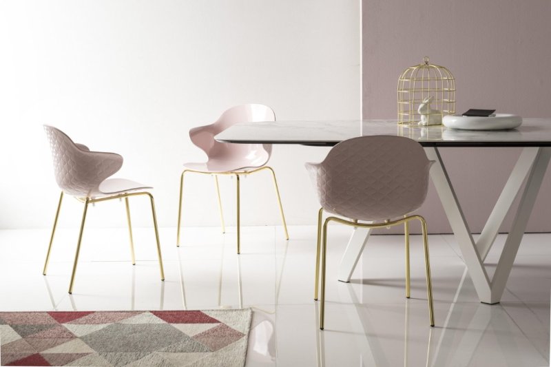 sedia saint tropez ottone lucido e rosa cipria 